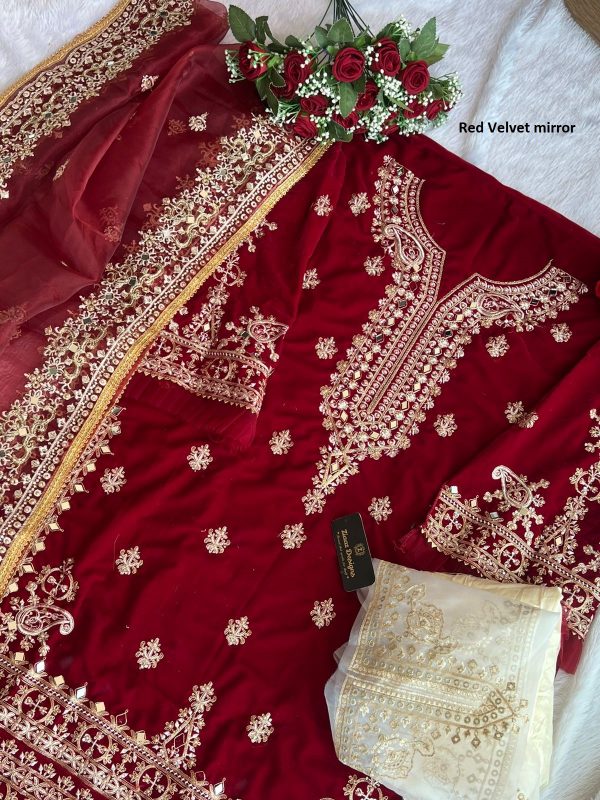 Pakistani Mirror Work Suits & Shisha Embroidery Dresses Design 2021 Online  in Pakistan – DressyZone.com