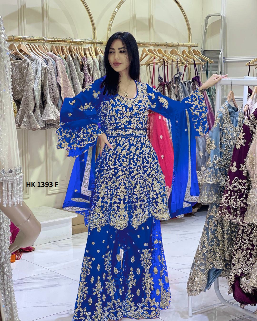Indian Party Wear Suits For Ladies | Maharani Designer Boutique