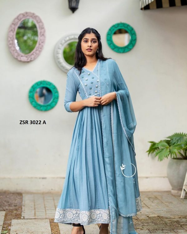 Georgette Blue and Green Heavy Long Anarkali Designer Suit Fancy Dresses at  Rs 3619 in Surat