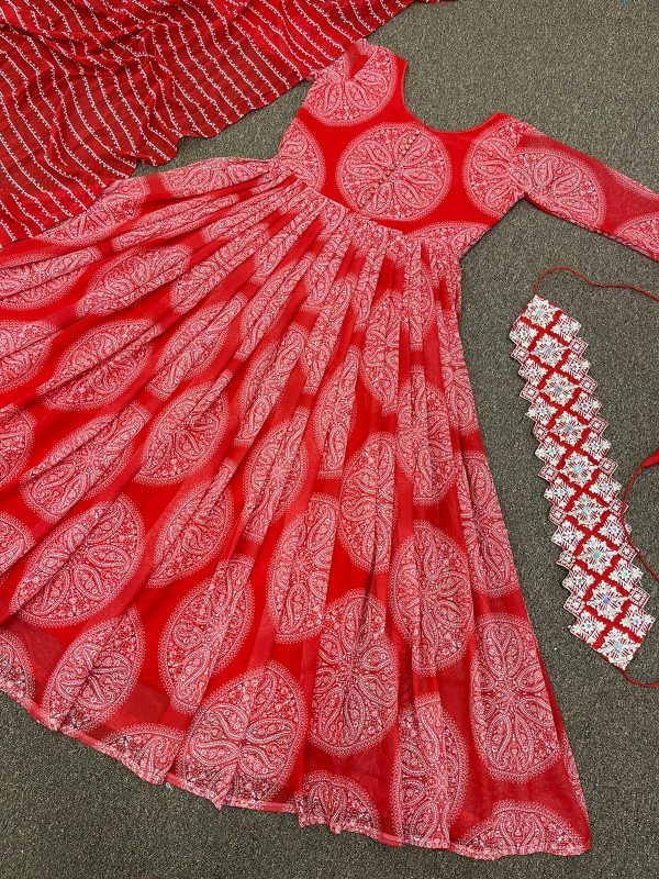 Latest Umbrella Cut Dresses Frocks Designs 2024-25 Collection | Frock  design, Dress cuts, Umbrella dress