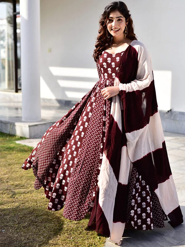Shop White N Mauve Georgette Foil Printed Anarkali Gown After Six Wear  Online at Best Price | Cbazaar