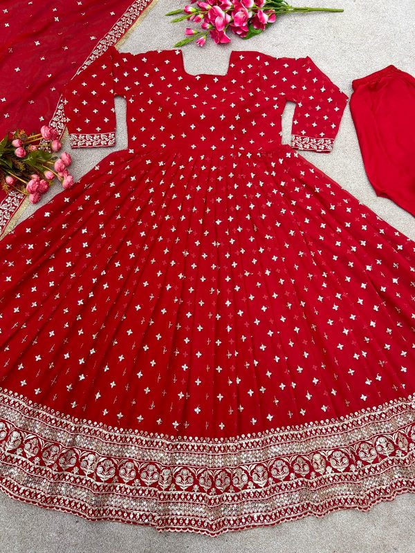 pinterest: @garimajani • | Party wear indian dresses, Designer saree blouse  patterns, Stylish dresses
