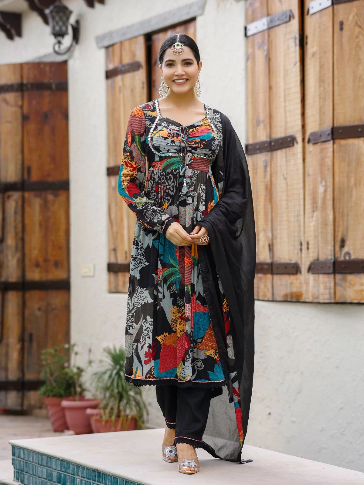 Designer Suits For Girls | Maharani Designer Boutique